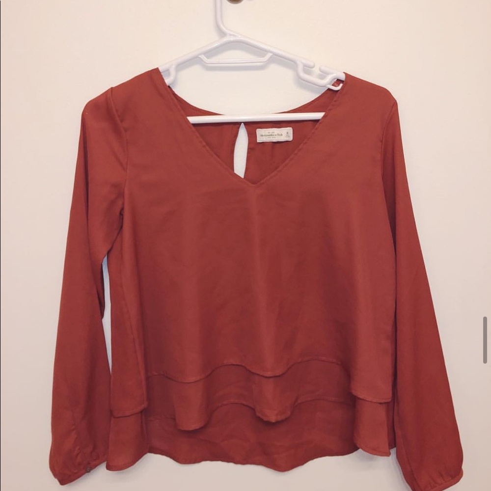 Burnt orange layered flowy blouse